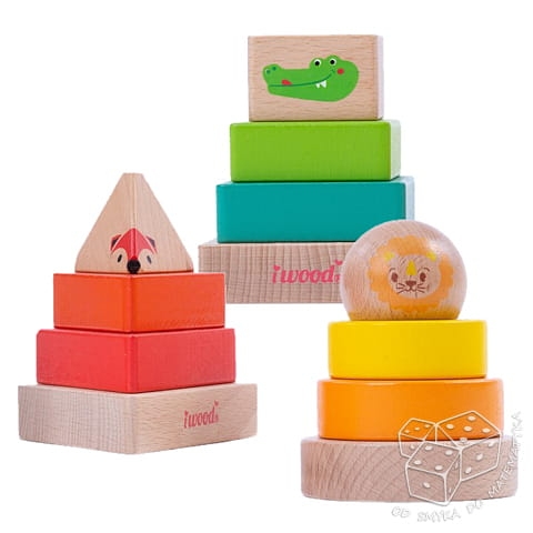 Drewniana wieża z klocków