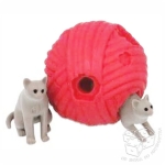 Kotki w kłębku wełny