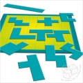 Pentomino - łamigłówka geometryczna. Gry podróżne