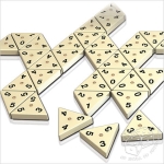 Trójkątne domino